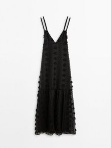 Długa Sukienka O Wypukłej Fakturze Na Podwójnych Ramiączkach − Studio za 599 zł w Massimo Dutti